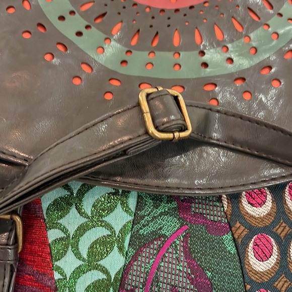 Desigual Messenger Bag 👜 - Picture 4 of 14